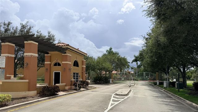 14377 SW 11th Street 2610, Pembroke Pines, FL 33027