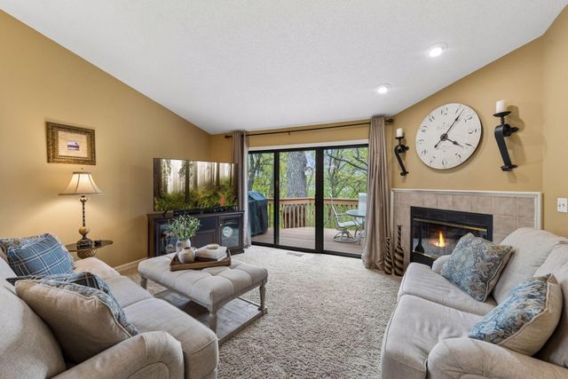 6843 Stonewood Court, Eden Prairie, MN 55346