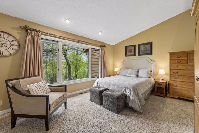 6843 Stonewood Court, Eden Prairie, MN 55346