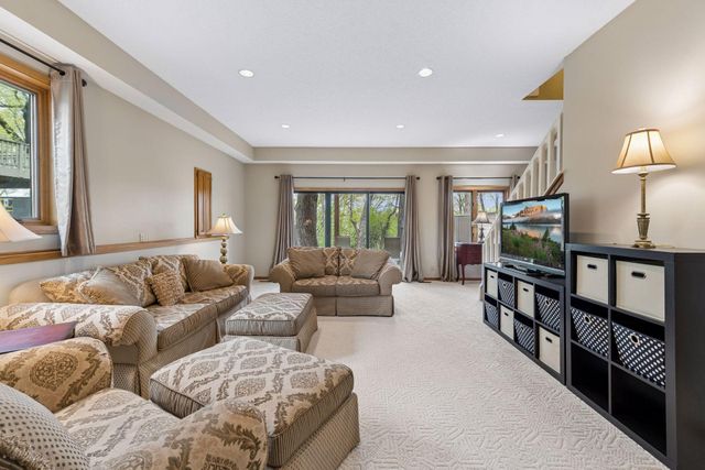 6843 Stonewood Court, Eden Prairie, MN 55346