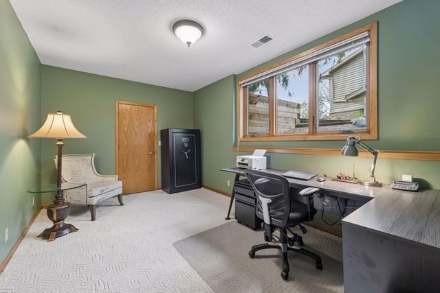 6843 Stonewood Court, Eden Prairie, MN 55346