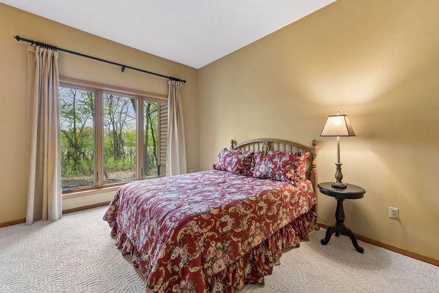 6843 Stonewood Court, Eden Prairie, MN 55346