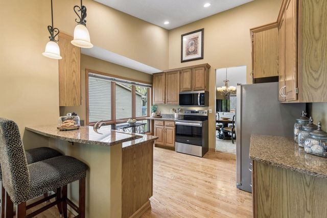 6843 Stonewood Court, Eden Prairie, MN 55346