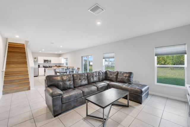 514 Raspberry Road, Fort Pierce, FL 34981