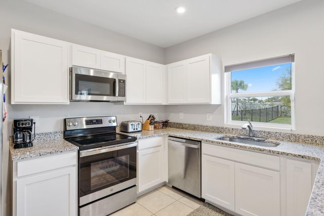 514 Raspberry Road, Fort Pierce, FL 34981