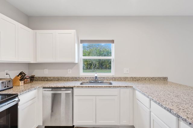 514 Raspberry Road, Fort Pierce, FL 34981