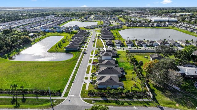 514 Raspberry Road, Fort Pierce, FL 34981