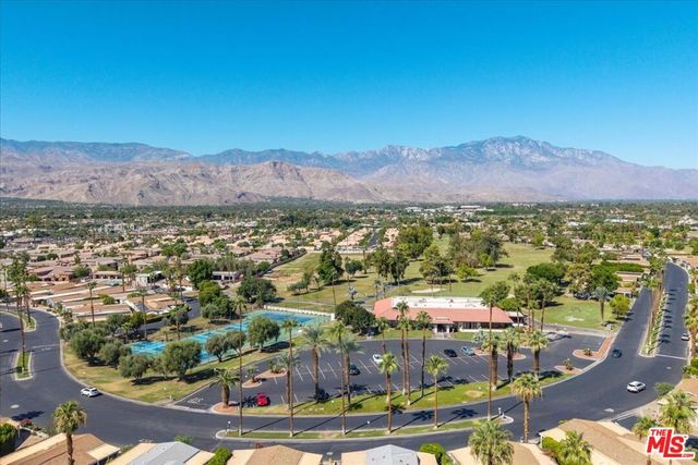 73450 Country Club Drive 335, Palm Desert, CA 92260
