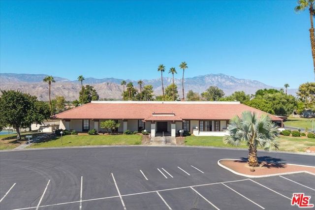 73450 Country Club Drive 335, Palm Desert, CA 92260