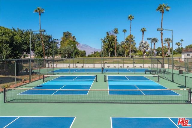 73450 Country Club Drive 335, Palm Desert, CA 92260