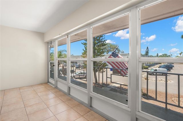 1221 DREW STREET E12, Clearwater, FL 33755