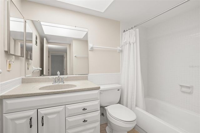 1221 DREW STREET E12, Clearwater, FL 33755