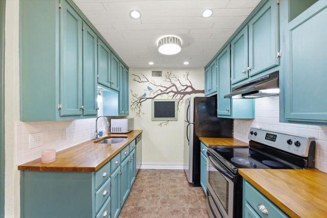 1214 Baylor Avenue 110, Waco, TX 76706