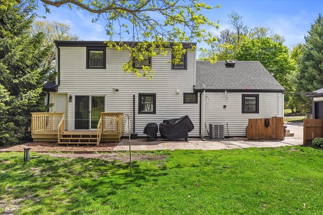 10034 28th AVENUE, Pleasant Prairie, WI 53158