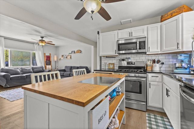 10034 28th AVENUE, Pleasant Prairie, WI 53158