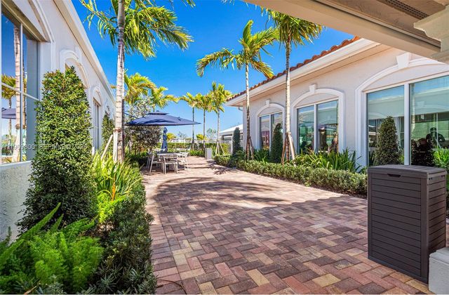 6093 Pointe Regal Cir 210, Delray Beach, FL 33484