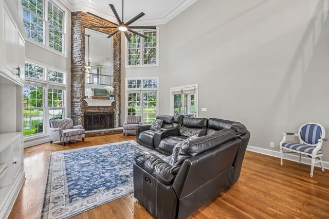 403 Great Sun Ct, Murfreesboro, TN 37127
