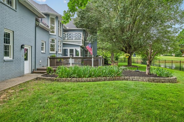 403 Great Sun Ct, Murfreesboro, TN 37127