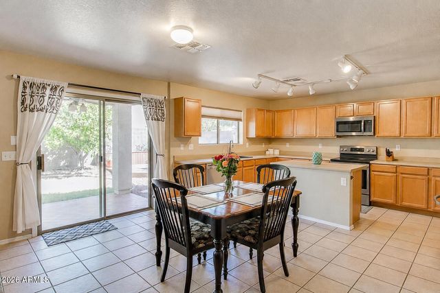 8840 E PAMPA Avenue, Mesa, AZ 85212