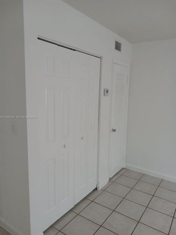 1230 W 54th Street 216A, Hialeah, FL 33012