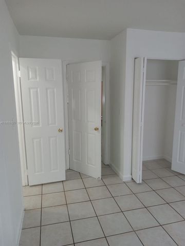 1230 W 54th Street 216A, Hialeah, FL 33012