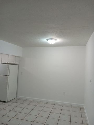 1230 W 54th Street 216A, Hialeah, FL 33012