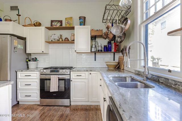 542 LANCASTER Street, Jacksonville, FL 32204