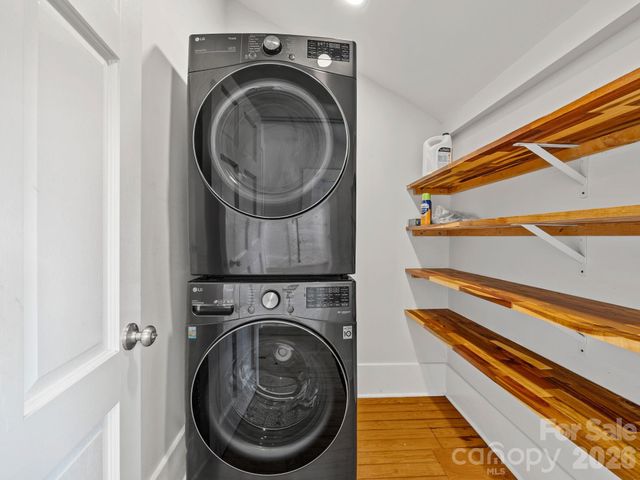 143 Broadway Avenue, Tryon, NC 28782