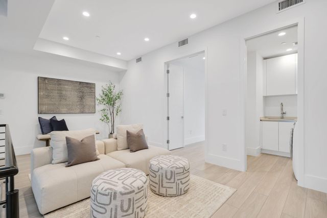 408 SE 2nd Street, Delray Beach, FL 33483