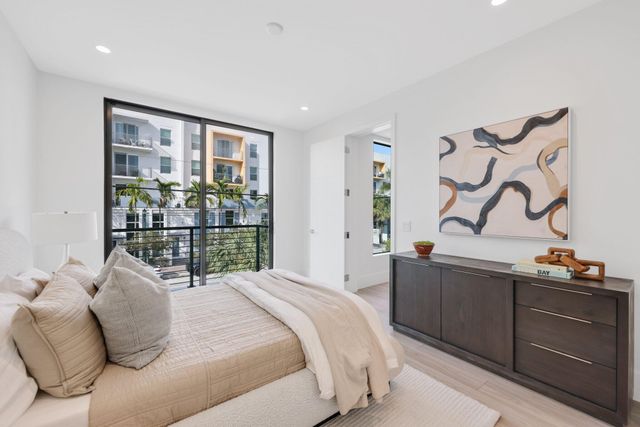 408 SE 2nd Street, Delray Beach, FL 33483