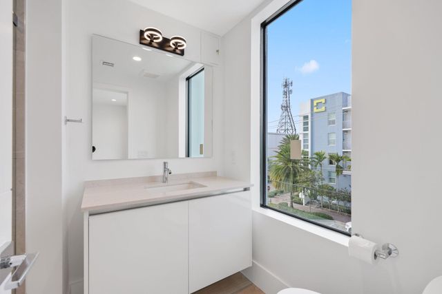 408 SE 2nd Street, Delray Beach, FL 33483