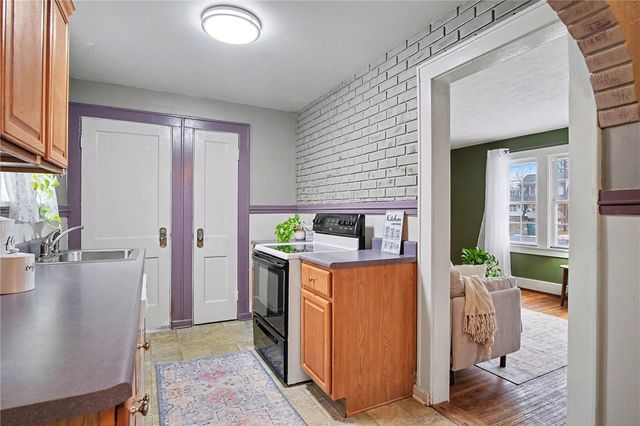 343 Stonewood Ave, Greece, NY 14616