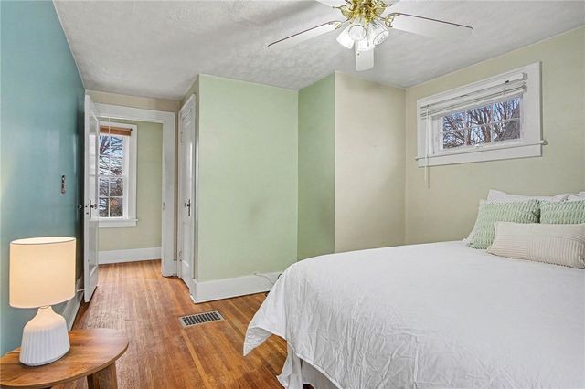 343 Stonewood Ave, Greece, NY 14616