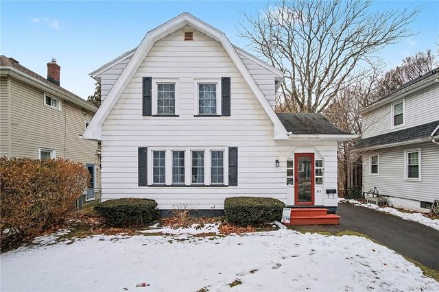 343 Stonewood Ave, Greece, NY 14616