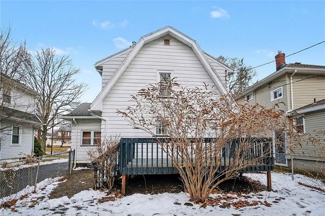 343 Stonewood Ave, Greece, NY 14616