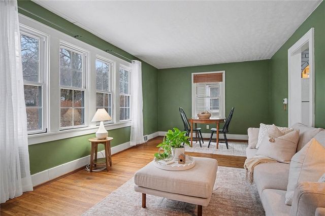 343 Stonewood Ave, Greece, NY 14616