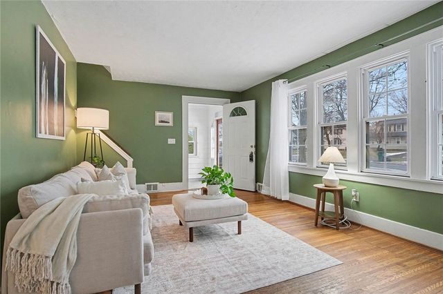 343 Stonewood Ave, Greece, NY 14616