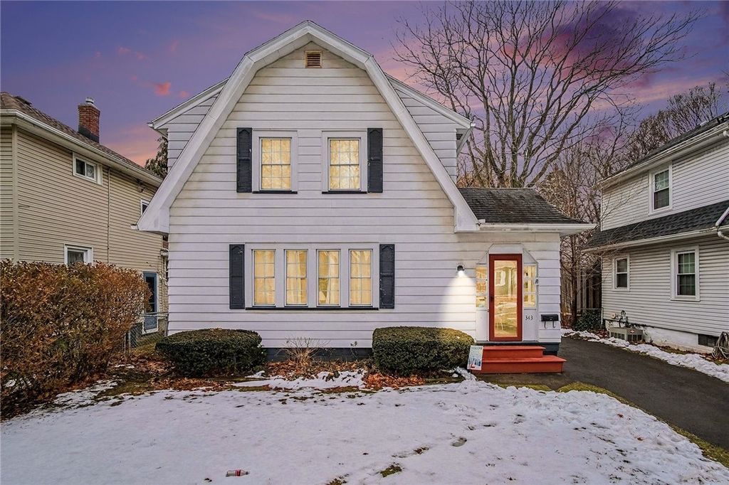 343 Stonewood Ave, Greece, NY 14616