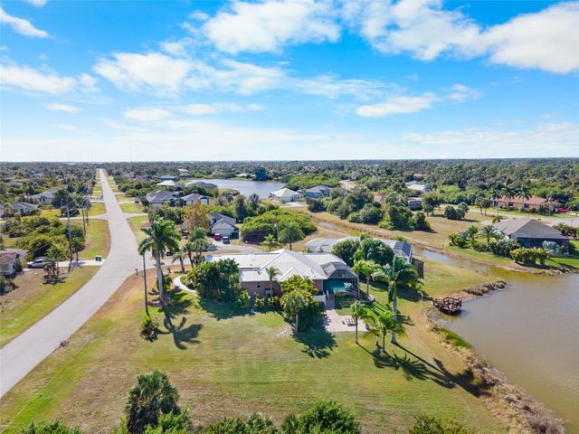 208 ANTILLA DRIVE, Rotonda West, FL 33947