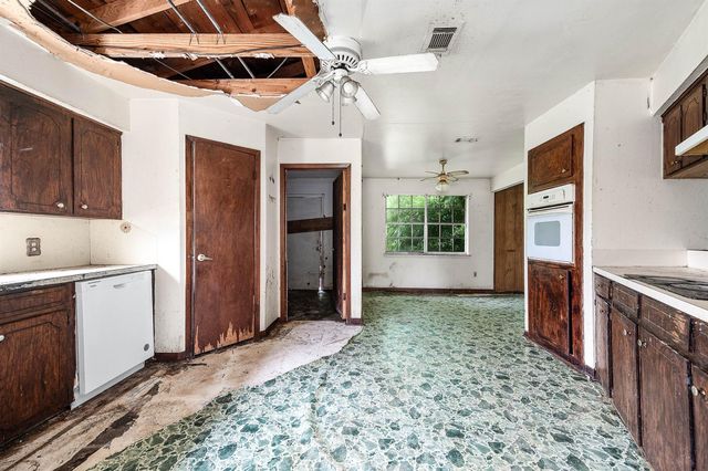 2719 Fm 524, Sweeny, TX 77480