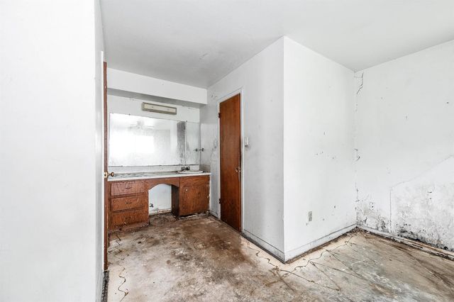 2719 Fm 524, Sweeny, TX 77480