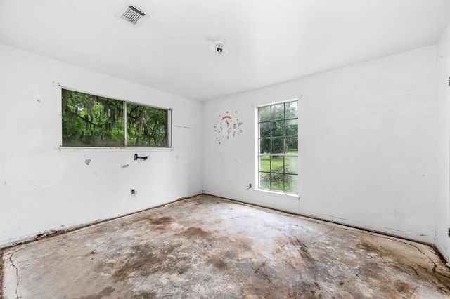 2719 Fm 524, Sweeny, TX 77480