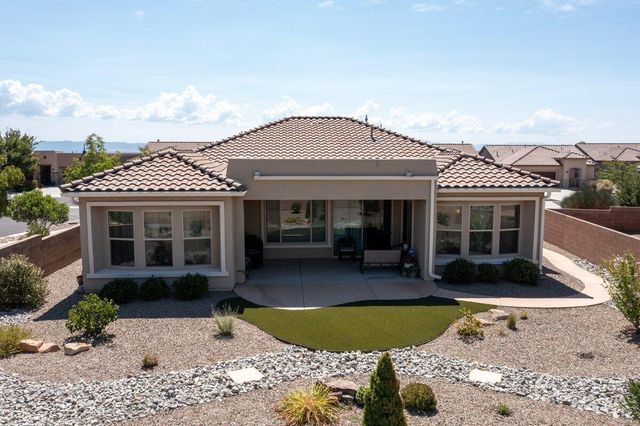 9015 E Wind Caves Way NW, Albuquerque, NM 87120
