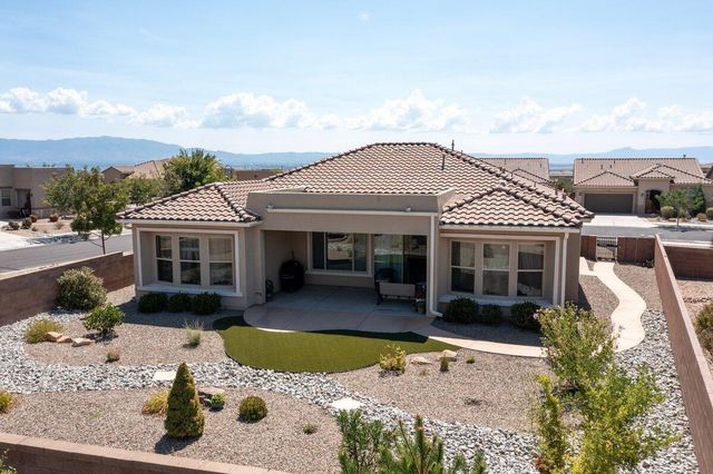 9015 E Wind Caves Way NW, Albuquerque, NM 87120