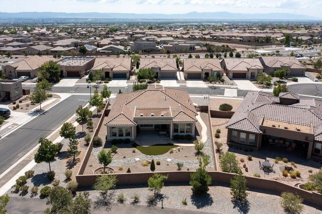 9015 E Wind Caves Way NW, Albuquerque, NM 87120