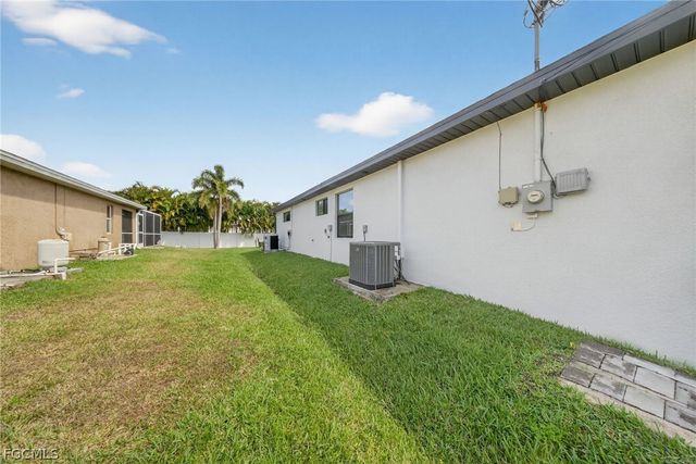2205 SW 13th ST, Cape Coral, FL 33991