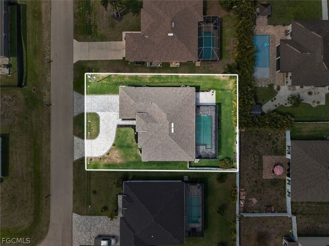 2205 SW 13th ST, Cape Coral, FL 33991