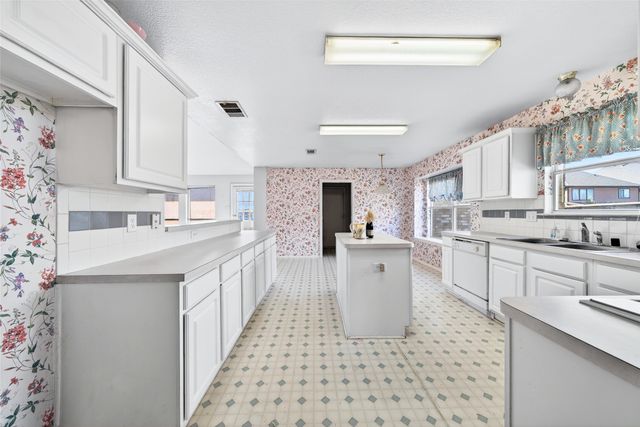 3603 Charleston Drive, Richardson, TX 75082