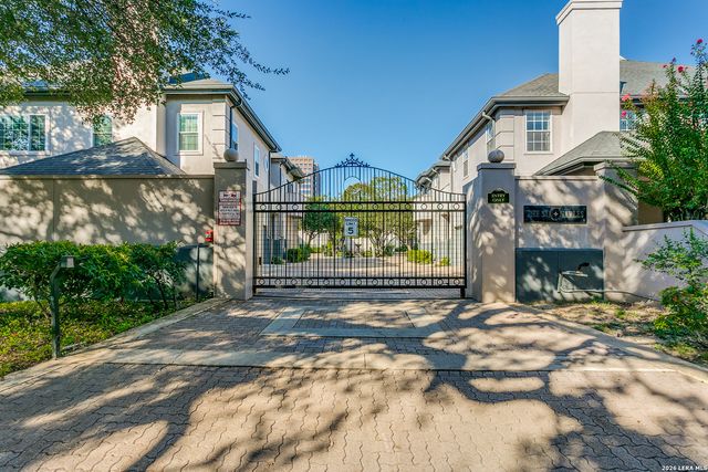 31 S Rue Charles, San Antonio, TX 78217