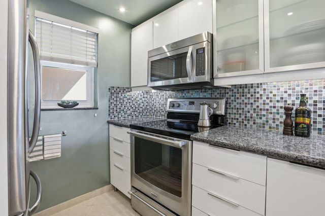 750 NE Spanish River Boulevard 201, Boca Raton, FL 33431